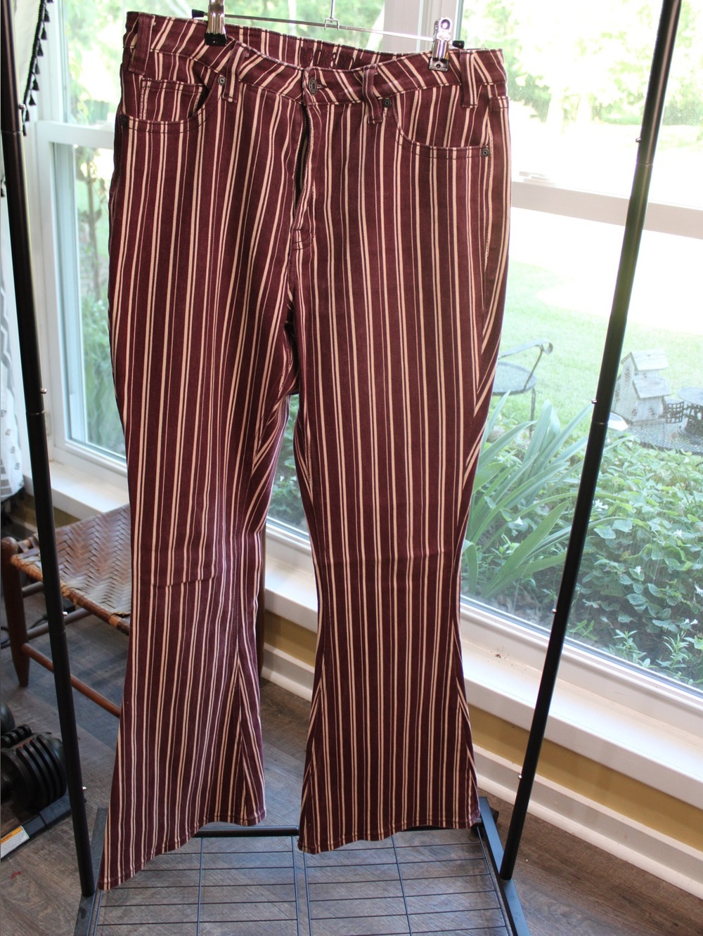 Rock & Roll Cowgirl High Rise Flare Jeans | 33x34 | Burgundy Stripe